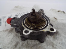 Load image into Gallery viewer, Vacuum Pump Ford Escape 2013 - MRK331730
