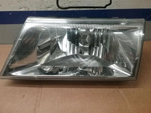 Load image into Gallery viewer, HEADLIGHT LAMP ASSEMBLY Mercury Grand Marquis 2005 05 Left - CTL332077
