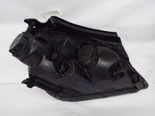 Load image into Gallery viewer, Headlight Lamp Assembly Kia Rondo 2007 - MRK333396
