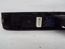 Load image into Gallery viewer, DRIVERS MASTER WINDOW SWITCH Sorento 2003 03 2004 04 05 06 07 08 09 - MRK333473
