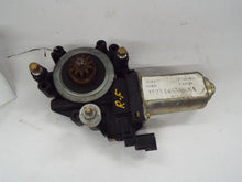 Load image into Gallery viewer, POWER WINDOW MOTOR Windstar Monterey Freestar 03 04 05 06 07 Front Right - MRK334529
