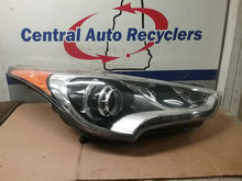 Load image into Gallery viewer, HEADLIGHT LAMP ASSEMBLY Hyundai Veloster 13 14 15 16 17 Right - CTL334578
