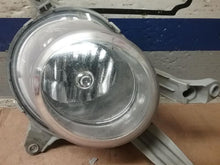 Load image into Gallery viewer, FOG LAMP LIGHT Veloster 13 14 15 16 17 Bumper Mounted Right - CTL334579
