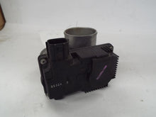 Load image into Gallery viewer, THROTTLE BODY Nissan Sentra 2003 03 2004 04 05 06 - MRK336427
