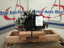 Load image into Gallery viewer, MANUAL TRANSMISSION Toyota Yaris 06 07 08 09 10 11 12 13 14 - CTL336882
