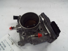 Load image into Gallery viewer, THROTTLE BODY Impreza Legacy 06 - 08 w/o turbo - MRK349009

