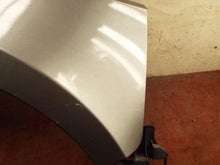 Load image into Gallery viewer, FRONT FENDER Land Rover Range Rover 06 07 08 09 10 11 12 Right - MRK353352
