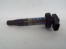 Load image into Gallery viewer, IGNITION COIL Land Rover LR3 Range Rover Sport 2005 05 2006 06 07 08 09 - MRK354614
