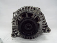 Load image into Gallery viewer, Alternator Chevrolet Equinox 2005 - MRK358271
