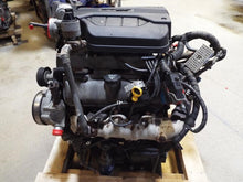 Load image into Gallery viewer, Engine Motor Chevrolet Equinox 2005 - MRK358278
