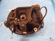 Load image into Gallery viewer, Rear Hub With Spindle Kia Sorento 2017 - MRK369134
