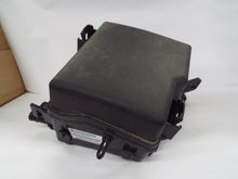 Load image into Gallery viewer, Fuse Box Kia Sorento 2017 - MRK369163
