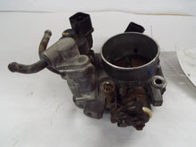 Load image into Gallery viewer, THROTTLE BODY Kia Sorento 2003 03 2004 04 2005 05 06 - MRK370463
