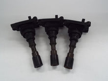 Load image into Gallery viewer, IGNITION COIL Sorento 2003 03 2004 04 2005 05 2006 06 - MRK370466
