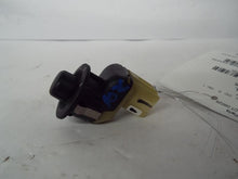 Load image into Gallery viewer, Window Switch Dodge Magnum 2006 - MRK372768
