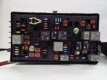 Load image into Gallery viewer, Fuse Box Buick Lacrosse 2012 - MRK372970
