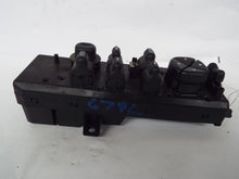Load image into Gallery viewer, FRONT DOOR WINDOW SWITCH Grand Cherokee 99 00 01 02 03 04 Left - MRK372976
