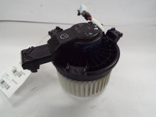 Load image into Gallery viewer, FRONT A/C HEATER BLOWER MOTOR Sonata Sonata Hybrid 2015-2019 - MRK373602
