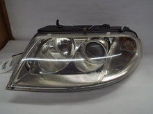 Load image into Gallery viewer, HEADLIGHT LAMP ASSEMBLY Volkswagen Passat 01 02 03 04 05 Left - MRK375808
