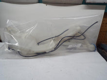 Load image into Gallery viewer, WASHER BOTTLE CR-V CRV 2007 07 2008 08 2009 09 10 11 - MRK376454
