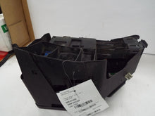 Load image into Gallery viewer, Fuse Box Chevrolet Tahoe 2006 - MRK377877
