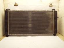 Load image into Gallery viewer, Radiator Chevrolet Tahoe 2006 - MRK377879
