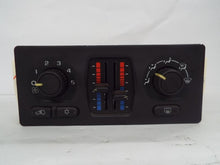 Load image into Gallery viewer, REAR TEMPERATURE CONTROLS Avalanche 1500 Avalanche 2500 05-07 - MRK378470

