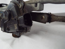 Load image into Gallery viewer, Windshield Wiper Motor Jeep Patriot 2017 - MRK380887

