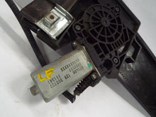 Load image into Gallery viewer, Front Window Regulator  PT CRUISER 2006 - MRK381583
