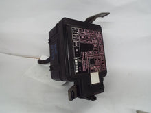 Load image into Gallery viewer, Fuse Box Honda Civic 1999 - MRK381906
