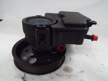Load image into Gallery viewer, Power Steering Pump Buick Lesabre 2001 - MRK382265
