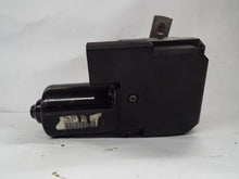 Load image into Gallery viewer, Windshield Wiper Motor Buick Lesabre 2001 - MRK382277
