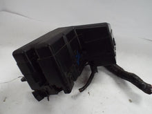 Load image into Gallery viewer, Fuse Box Chrysler Sebring 2001 - MRK384232
