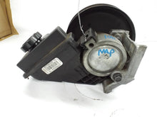 Load image into Gallery viewer, Power Steering Pump Cadillac DTS 2008 - MRK391435
