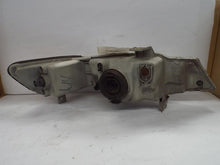Load image into Gallery viewer, HEADLIGHT LAMP ASSEMBLY Honda Odyssey 99 00 01 02 03 04 Left - MRK394324
