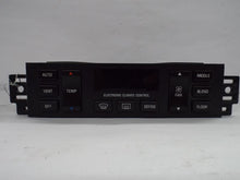 Load image into Gallery viewer, Temperature Controls  ROADMASTER 1994 - MRK394457
