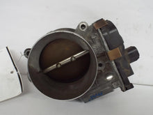 Load image into Gallery viewer, THROTTLE BODY Escalade Sierra 3500 06 07 08 - MRK394636
