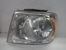 Load image into Gallery viewer, HEADLIGHT LAMP ASSEMBLY Durango 2007 07 2008 08 2009 09 Left - MRK405505
