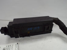 Load image into Gallery viewer, Fuse Box Jeep Liberty 2005 - MRK407215

