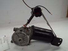 Load image into Gallery viewer, TRANSFER CASE ACTUATOR MOTOR F150 Pickup LT 04 05 06 07 08 - MRK407336

