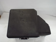 Load image into Gallery viewer, Fuse Box  SILVERADO 1500 PICKUP 2005 - MRK407928
