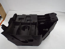 Load image into Gallery viewer, Fuse Box  SILVERADO 1500 PICKUP 2005 - MRK407928

