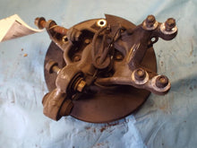Load image into Gallery viewer, REAR HUB WITH SPINDLE Sonata Optima 11 12 13 14 15 Left - MRK408372
