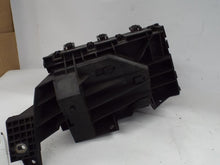 Load image into Gallery viewer, Fuse Box Lincoln MKZ 2013 - MRK408474
