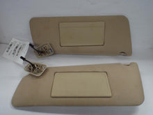 Load image into Gallery viewer, Interior Sun Visors  FORD F150 PICKUP 2004 - MRK408509
