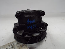 Load image into Gallery viewer, Power Steering Pump  FORD F150 PICKUP 2004 - MRK408517
