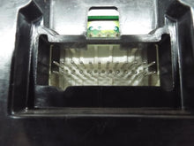 Load image into Gallery viewer, SPEEDOMETER CLUSTER Avalanche 1500 Avalanche 2500 Silverado 1500 03-05 - MRK409256
