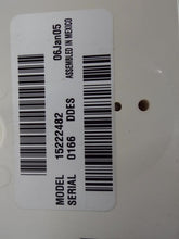 Load image into Gallery viewer, REAR TEMPERATURE CONTROLS Silverado 1500 Pickup Silverado 2500 05-07 - MRK409258
