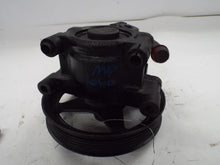 Load image into Gallery viewer, Power Steering Pump  FORD F150 PICKUP 2007 - MRK412272
