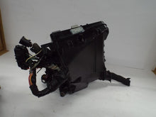 Load image into Gallery viewer, FUSE BOX Hyundai Sonata Sonata Hybrid 2015 15 - MRK416755
